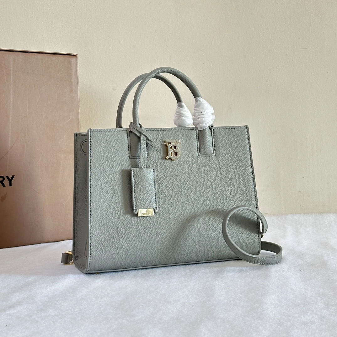 MOMO-- 80725141 item:D-B278A2248R