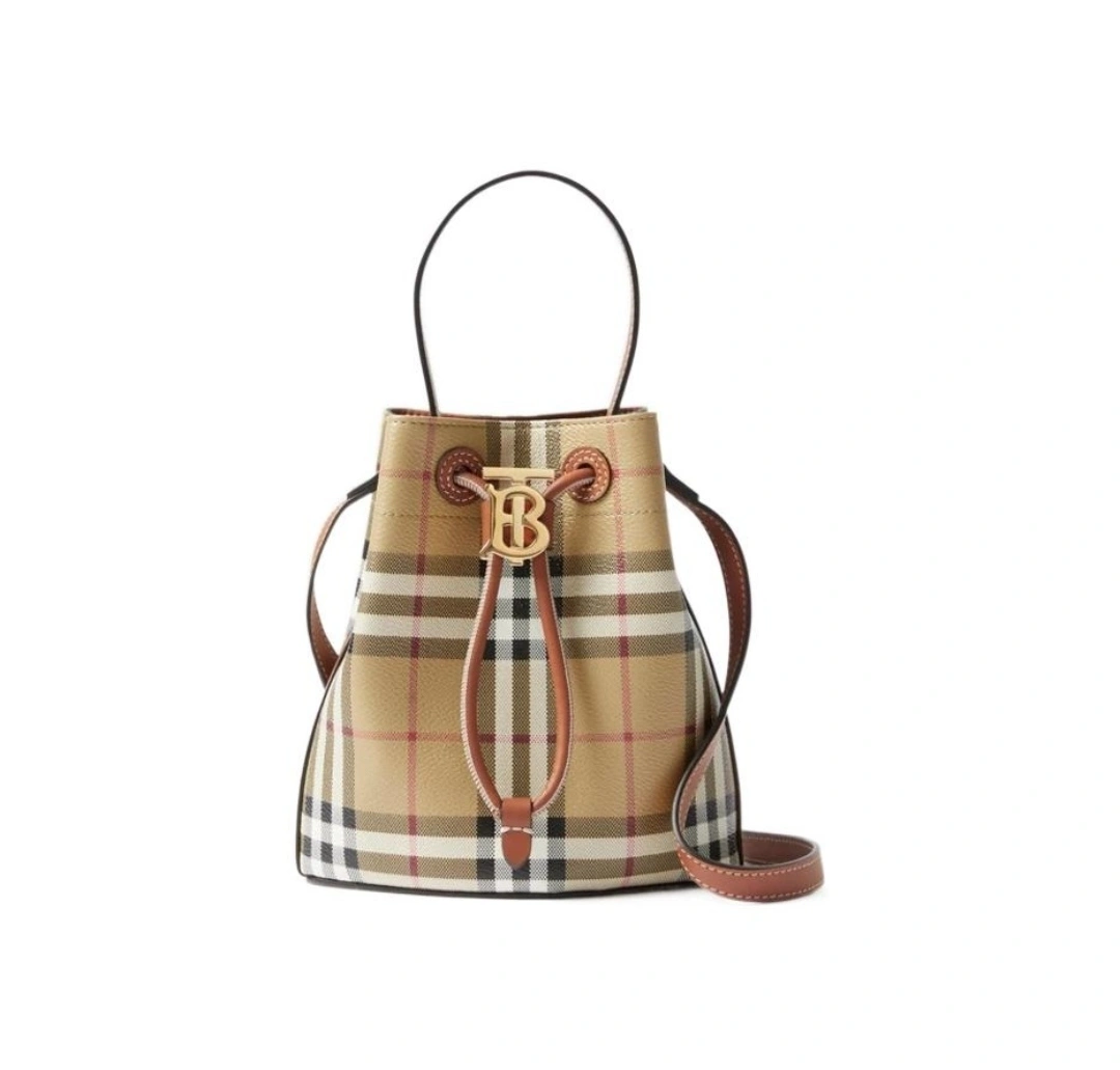 MOMO-- 80739491 item:D-B278A2268R