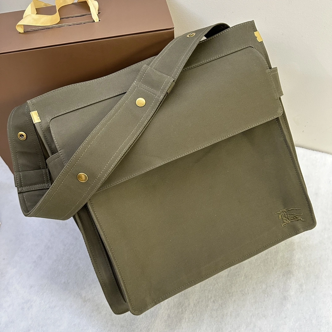 MOMO-- 80752631 item:D-B278A2233R