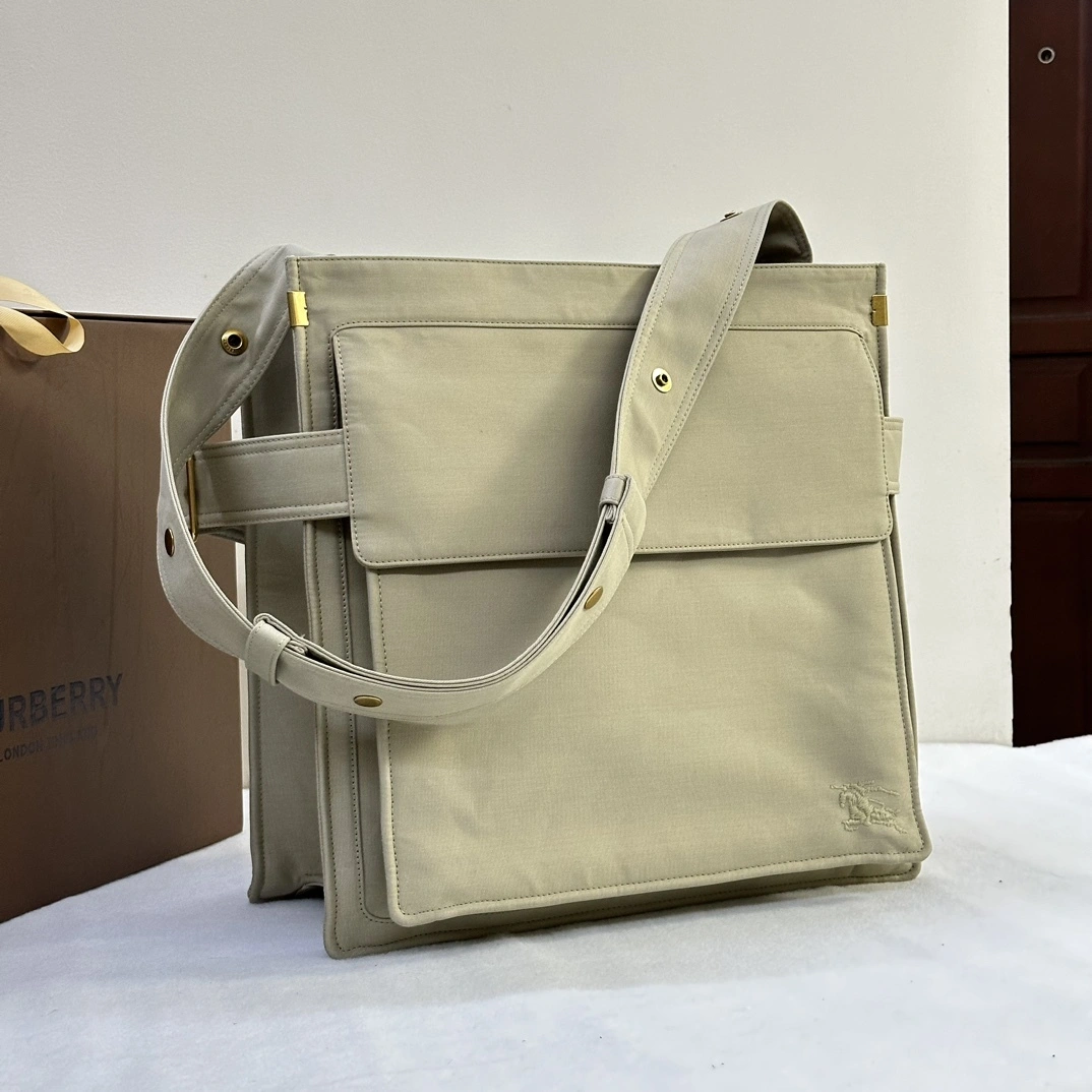 MOMO-- 80752651 item:D-B278A2232R