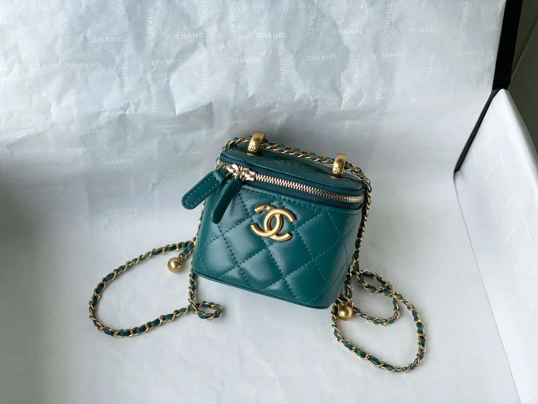 *MOMO---816516 cowhide item :050B00G2202