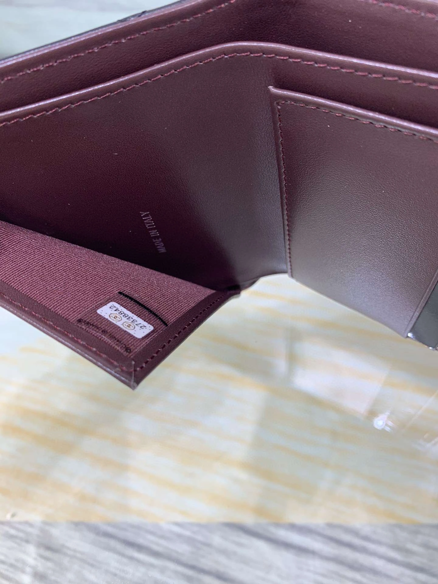 MOMO---82288 Lambskin item : A-B00G2702