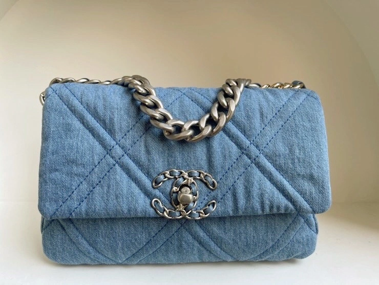 MOMO-- 876032 item : B-B598E1610S