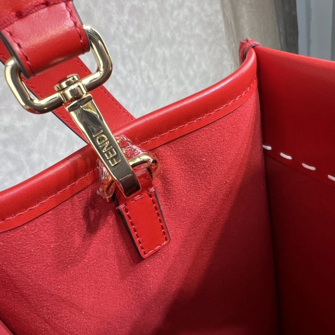MOMO-- 8BH386-AHNV-F0XVW item：C-B063H0227R