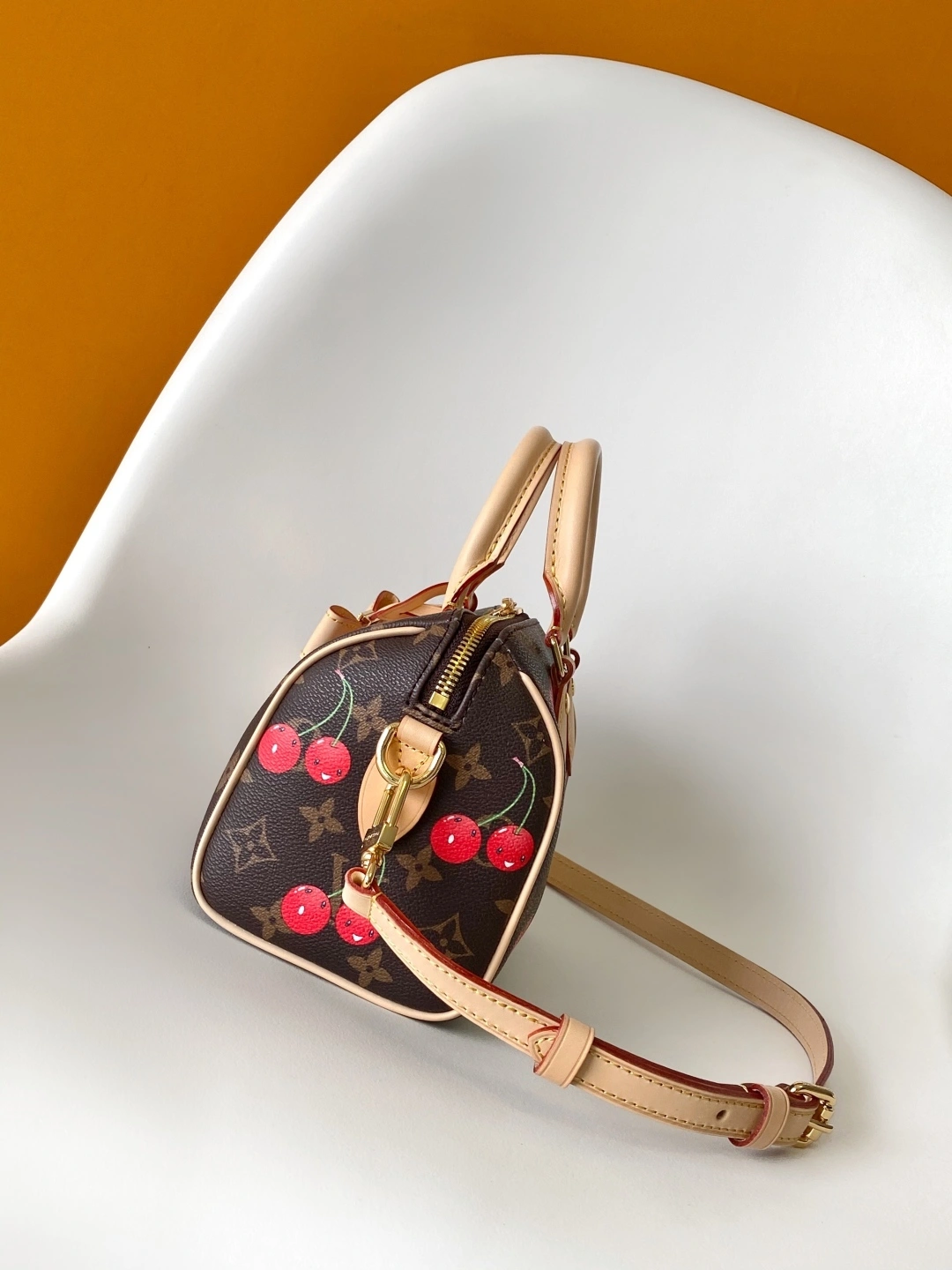 MOMO-- 8V M 13094 Speedy Bandoulière item:E-B000F1903