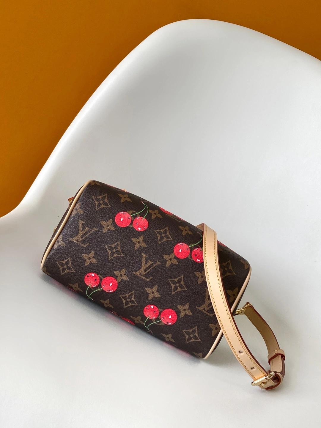 MOMO-- 8V M 13094 Speedy Bandoulière item:E-B000F1903