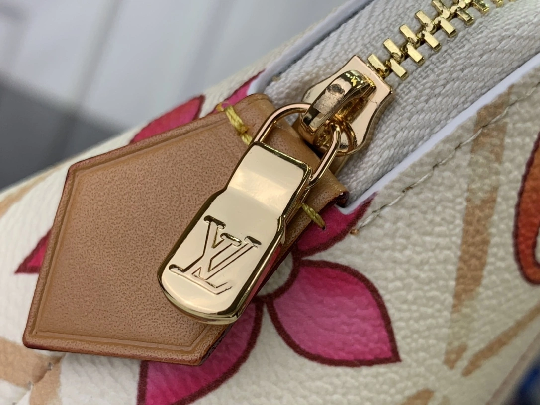 MOMO-- 8V M11239 Pochette Cosmétique item:D-B174G2111