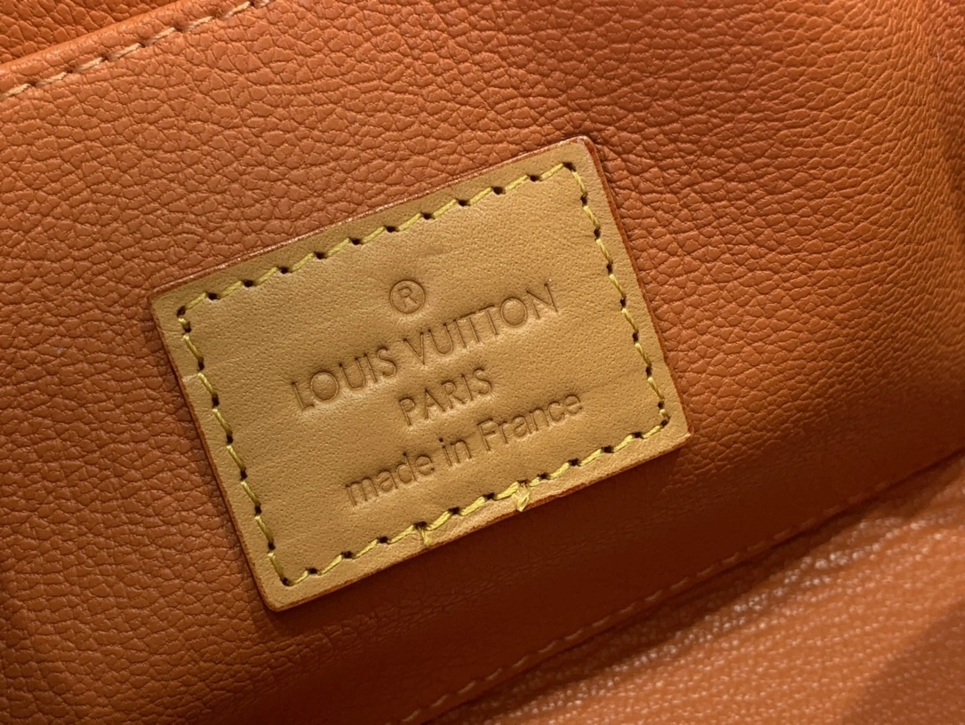 MOMO-- 8V M11239 Pochette Cosmétique item:D-B174G2111