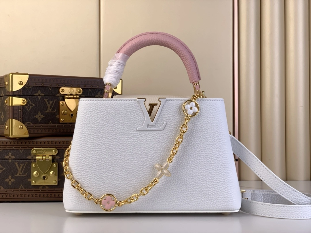 MOMO-- 8V M11343 high quality version Capucines item:E-B000B2338