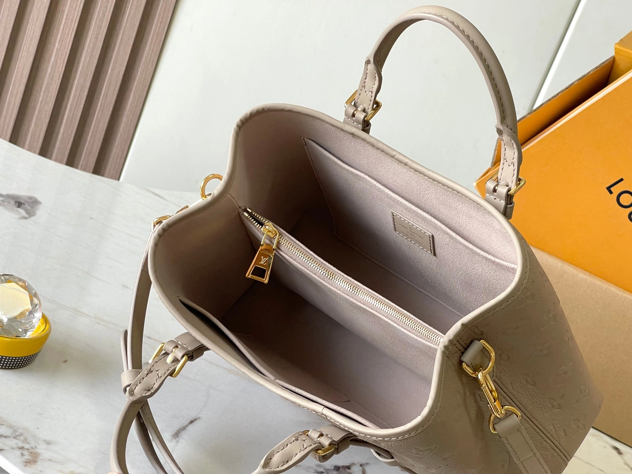 MOMO-- 8V M11463 high quality version Babylone Tote item:D-B106J0837