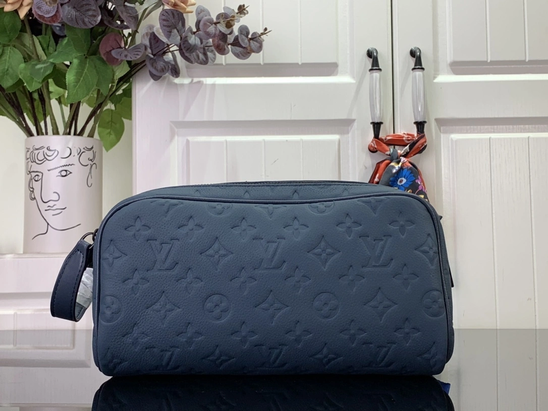 MOMO-- 8V M11497 Dopp Kit item:D-B174G2119