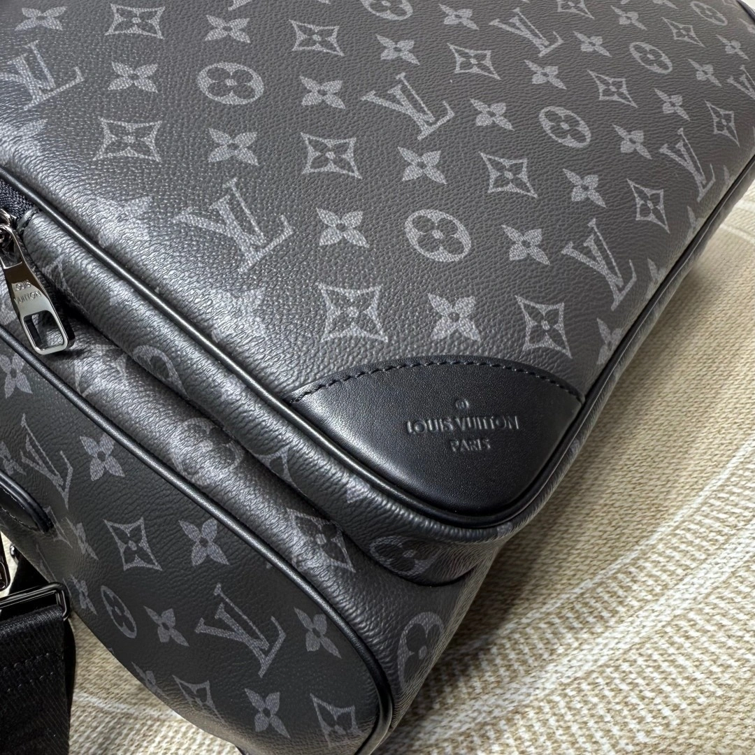 MOMO-- 8V M11512 high quality version Weekender cowhide item:E-B000H2767