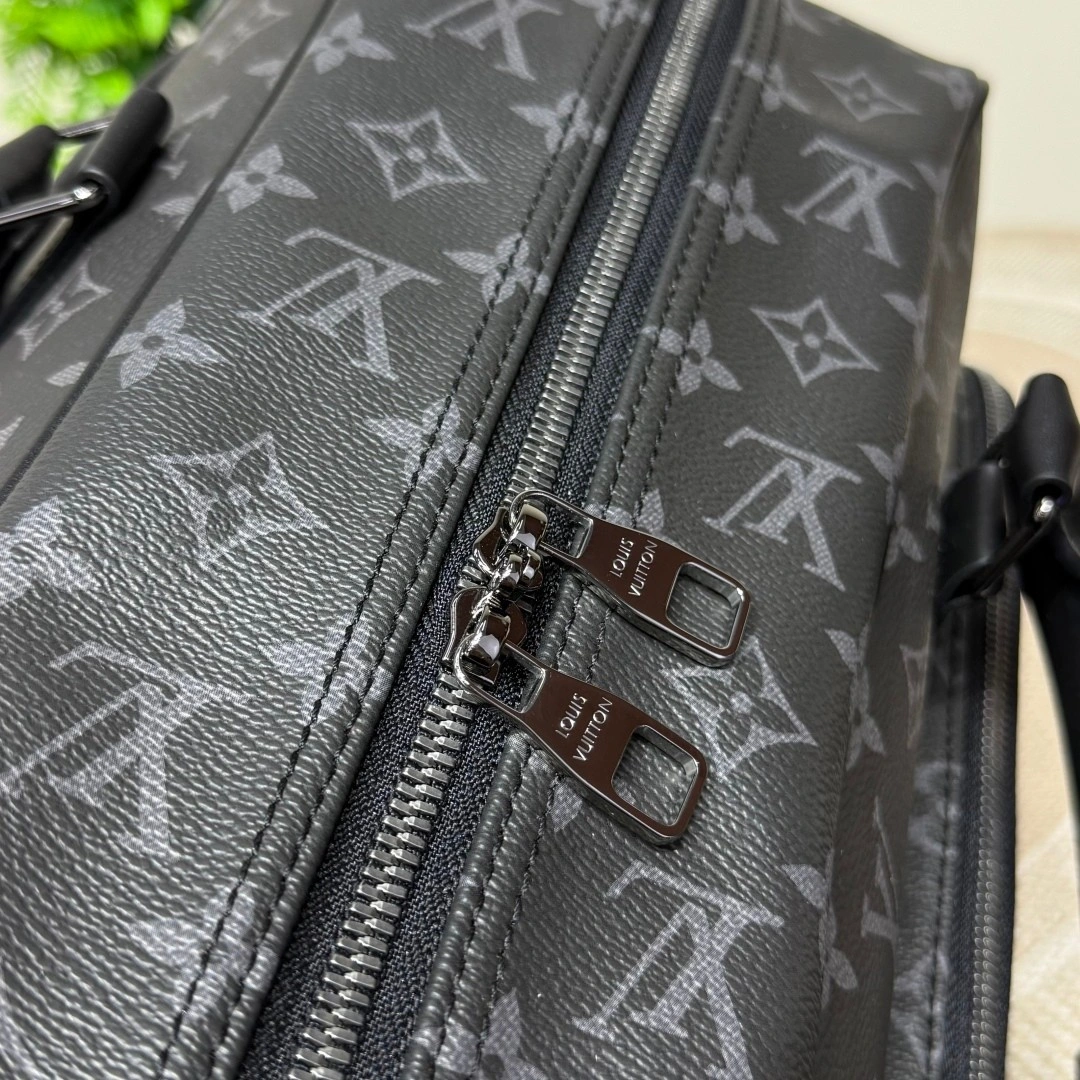 MOMO-- 8V M11512 high quality version Weekender cowhide item:E-B000H2767