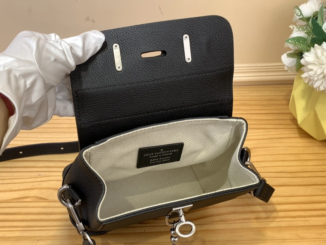 MOMO-- 8V M11637 high quality version Steamer 15 Calfskin item:E-B808A1324