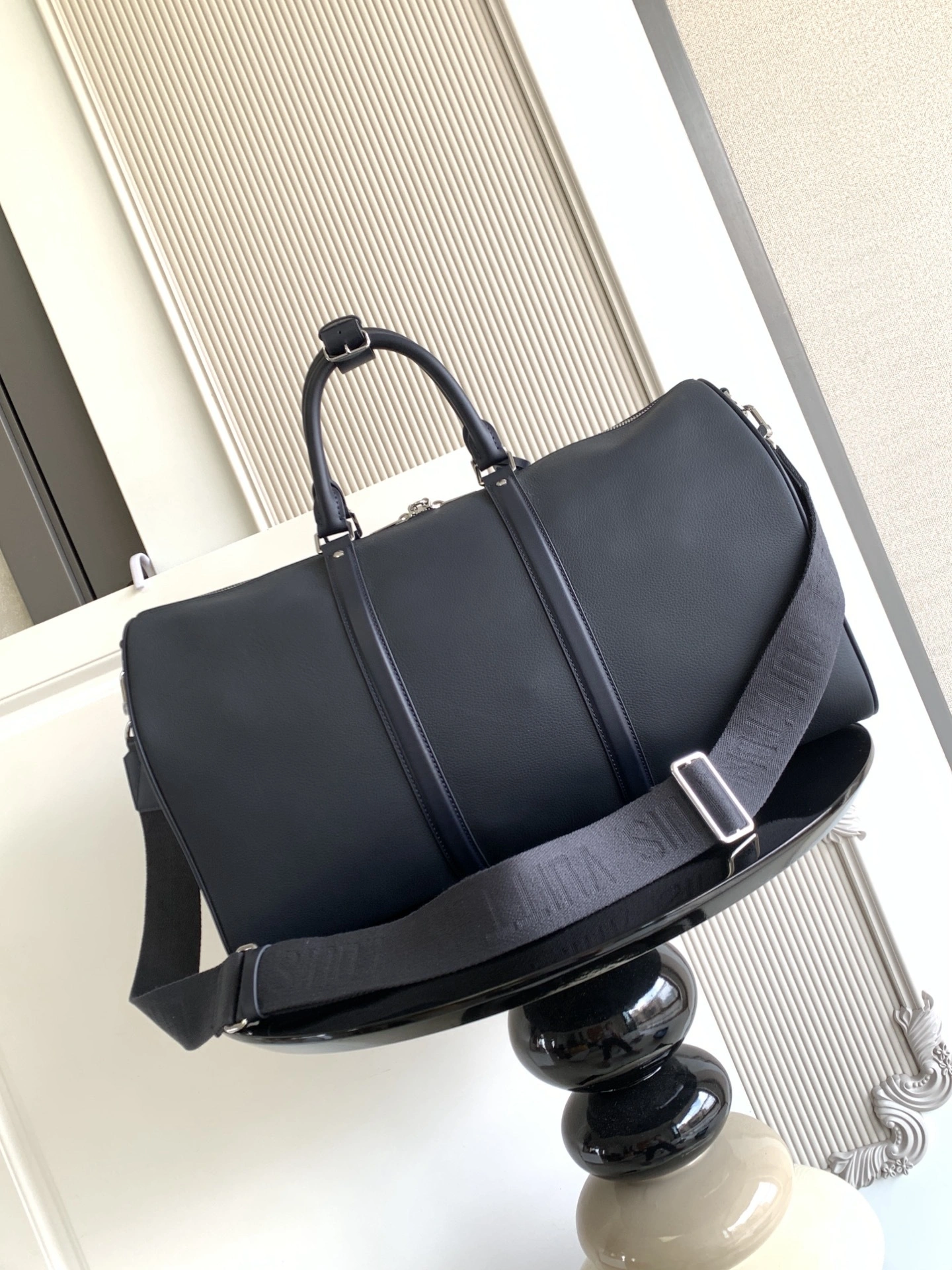 MOMO-- 8V M11693 high quality version cowhide 𝐊𝐞𝐞𝐩𝐚𝐥𝐥 item:E-B177I1011