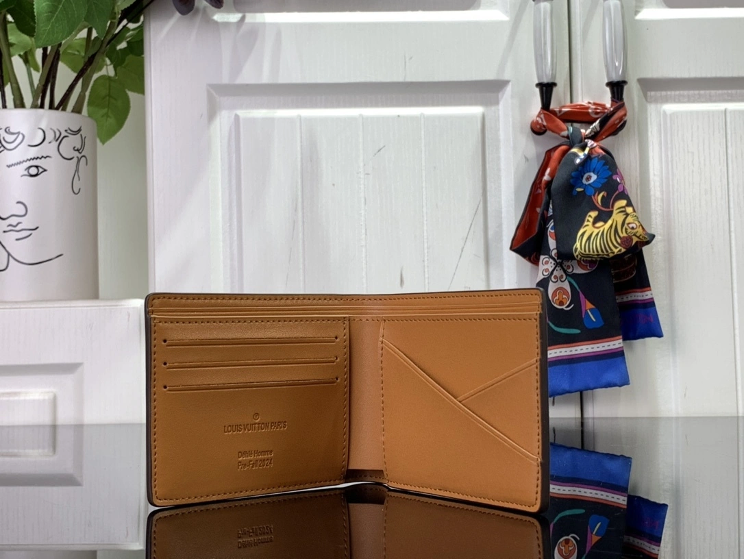 MOMO-- 8V M11716 item:D-B063G2085