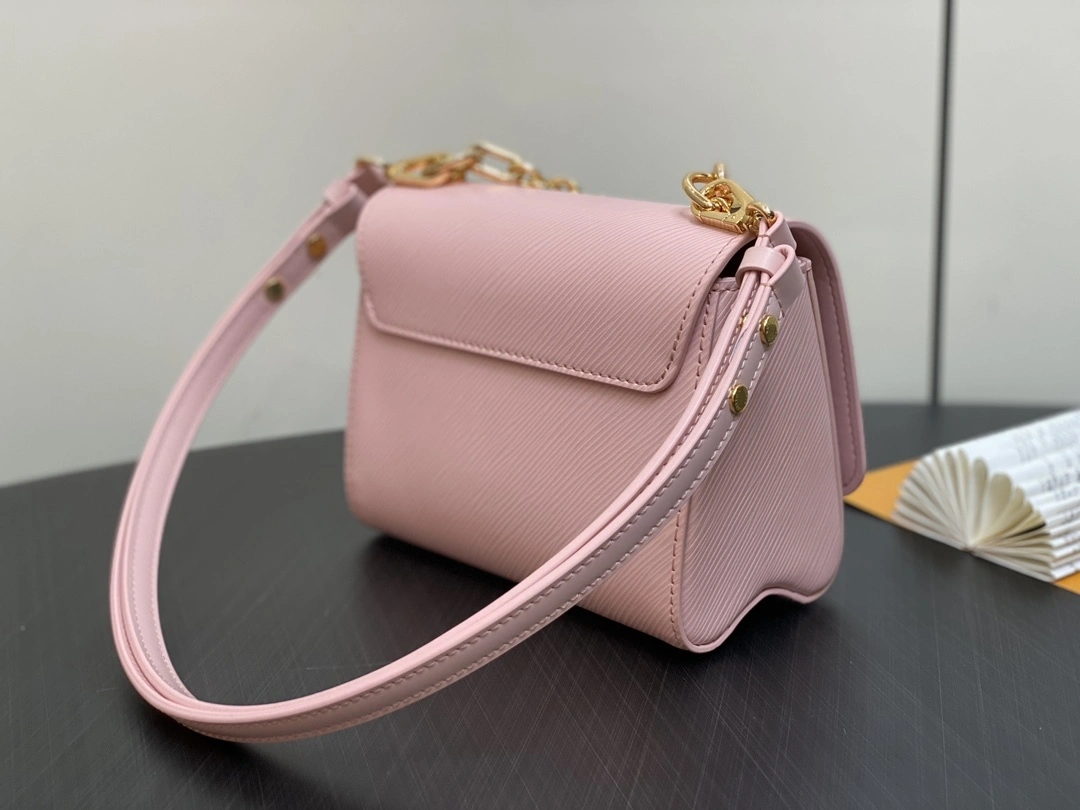 MOMO-- 8V M11725 high quality version Twist cowhide item:E-B000C0524