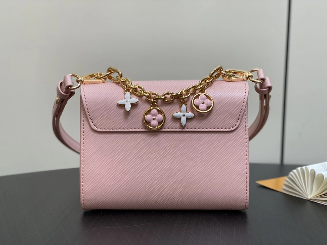 MOMO-- 8V M11725 high quality version Twist cowhide item:E-B000C0524