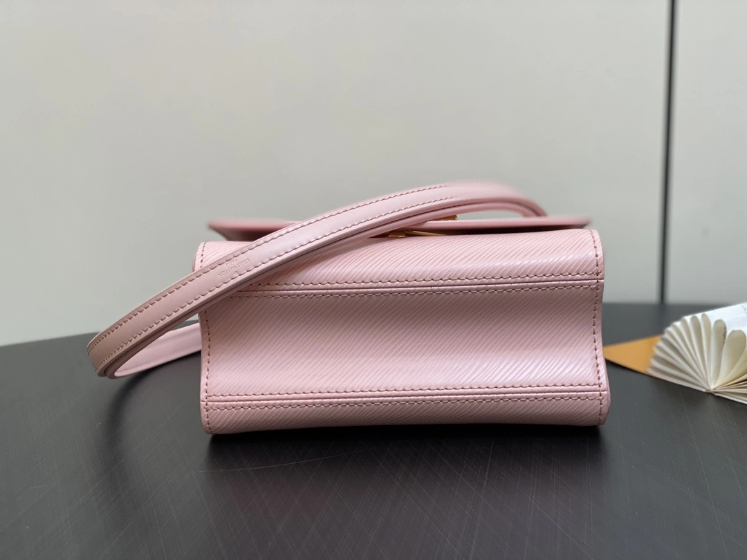 MOMO-- 8V M11725 high quality version Twist cowhide item:E-B000C0524