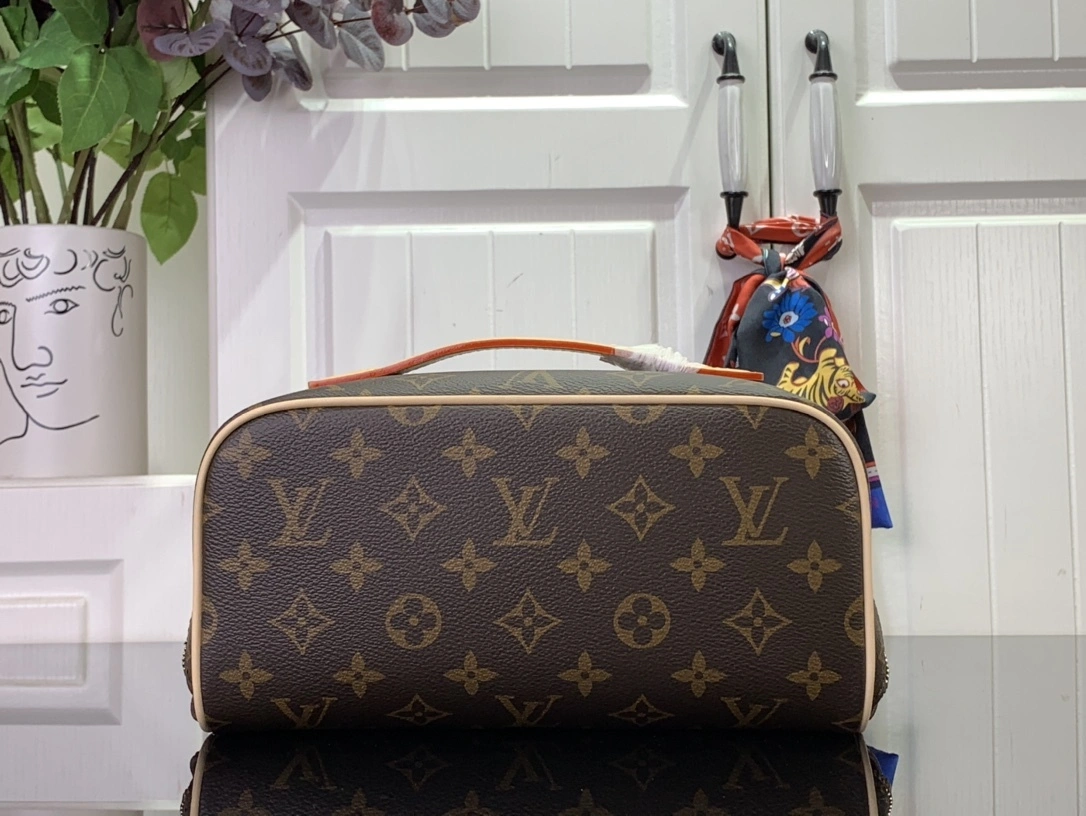MOMO-- 8V M11750 Toiletry Bag2 Compartments item:D-B174G2121