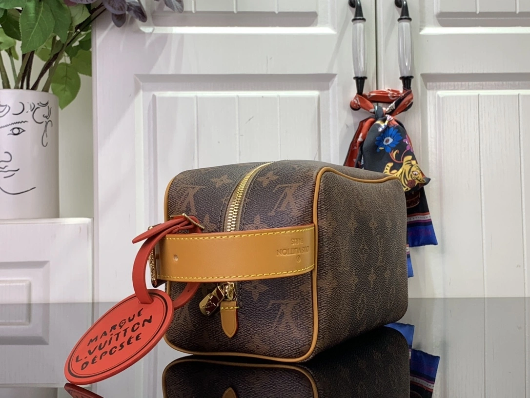 MOMO-- 8V M11765 Locker Dopp Kit item:D-B174G2120