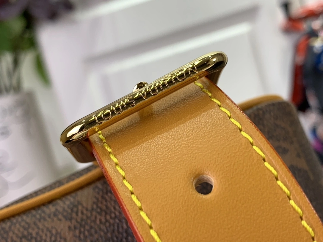 MOMO-- 8V M11765 Locker Dopp Kit item:D-B174G2120