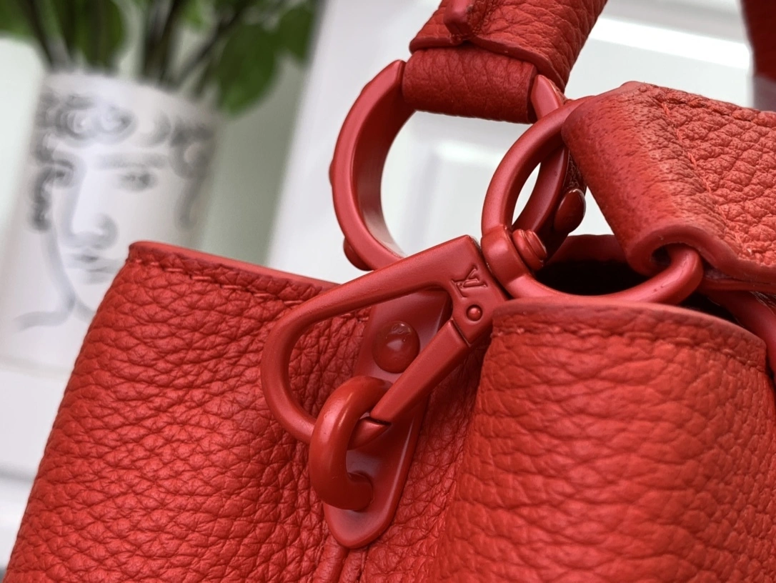 MOMO-- 8V M11798 high quality version Capucines cowhide item:E-B174C0541