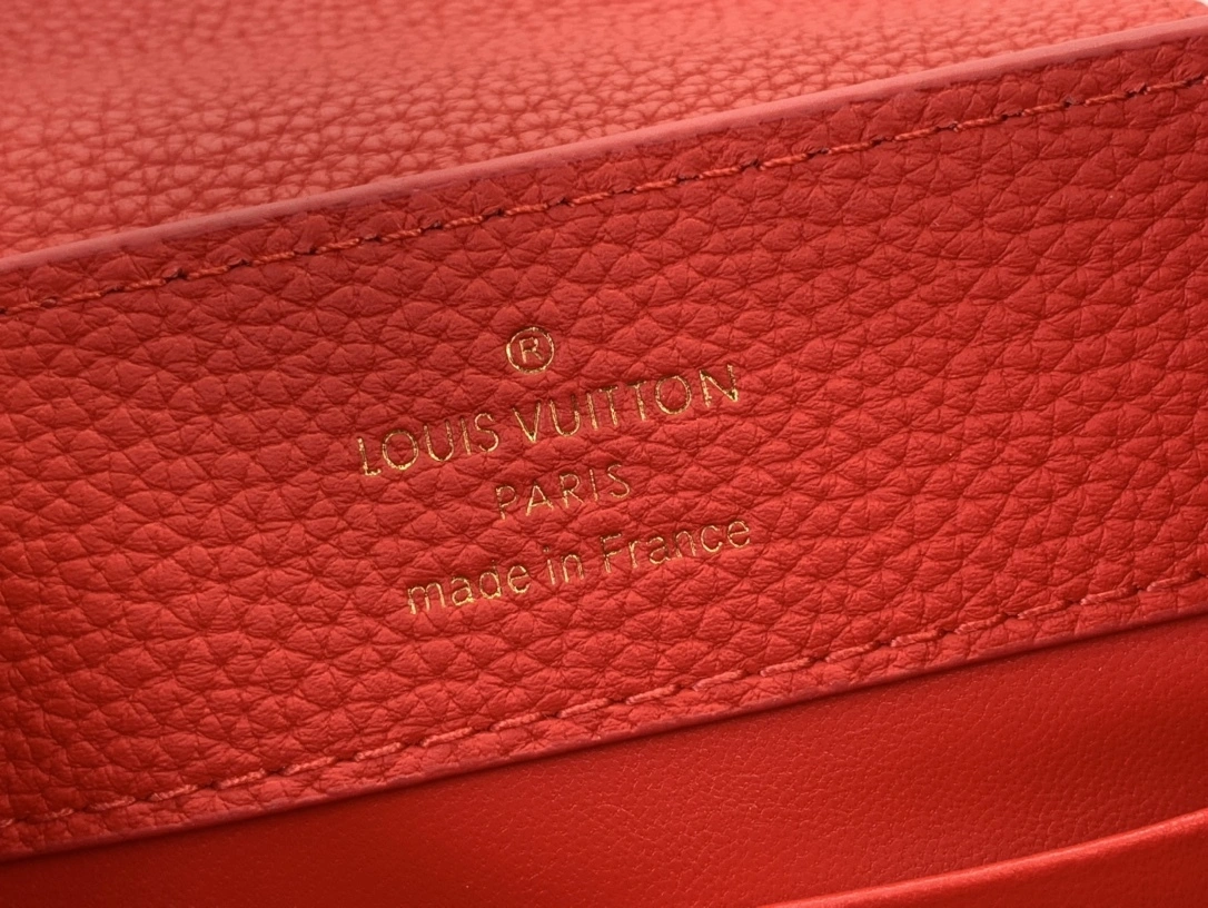 MOMO-- 8V M11798 high quality version Capucines cowhide item:E-B174C0541