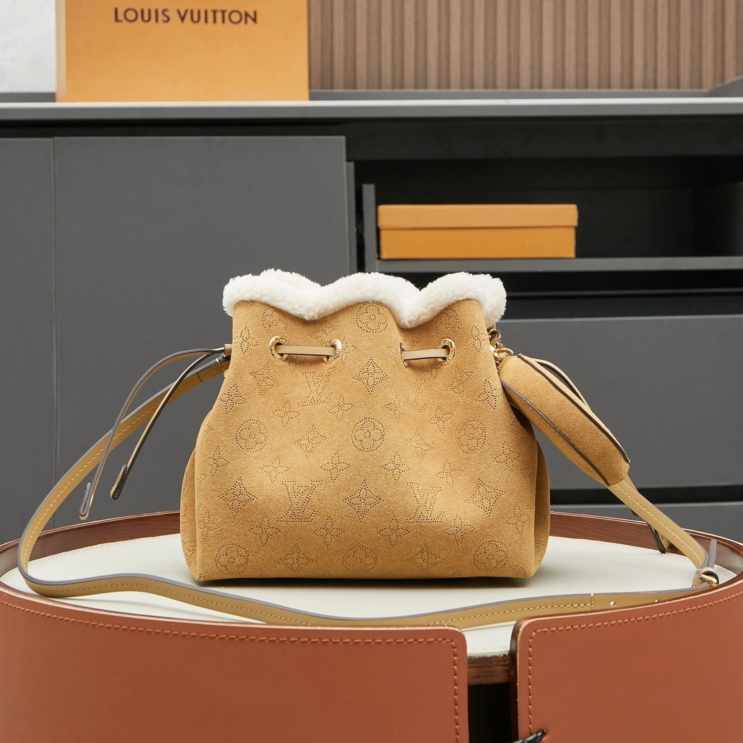 MOMO-- 8V M11839 high quality version Bella Ski wool item:E-B000C0547