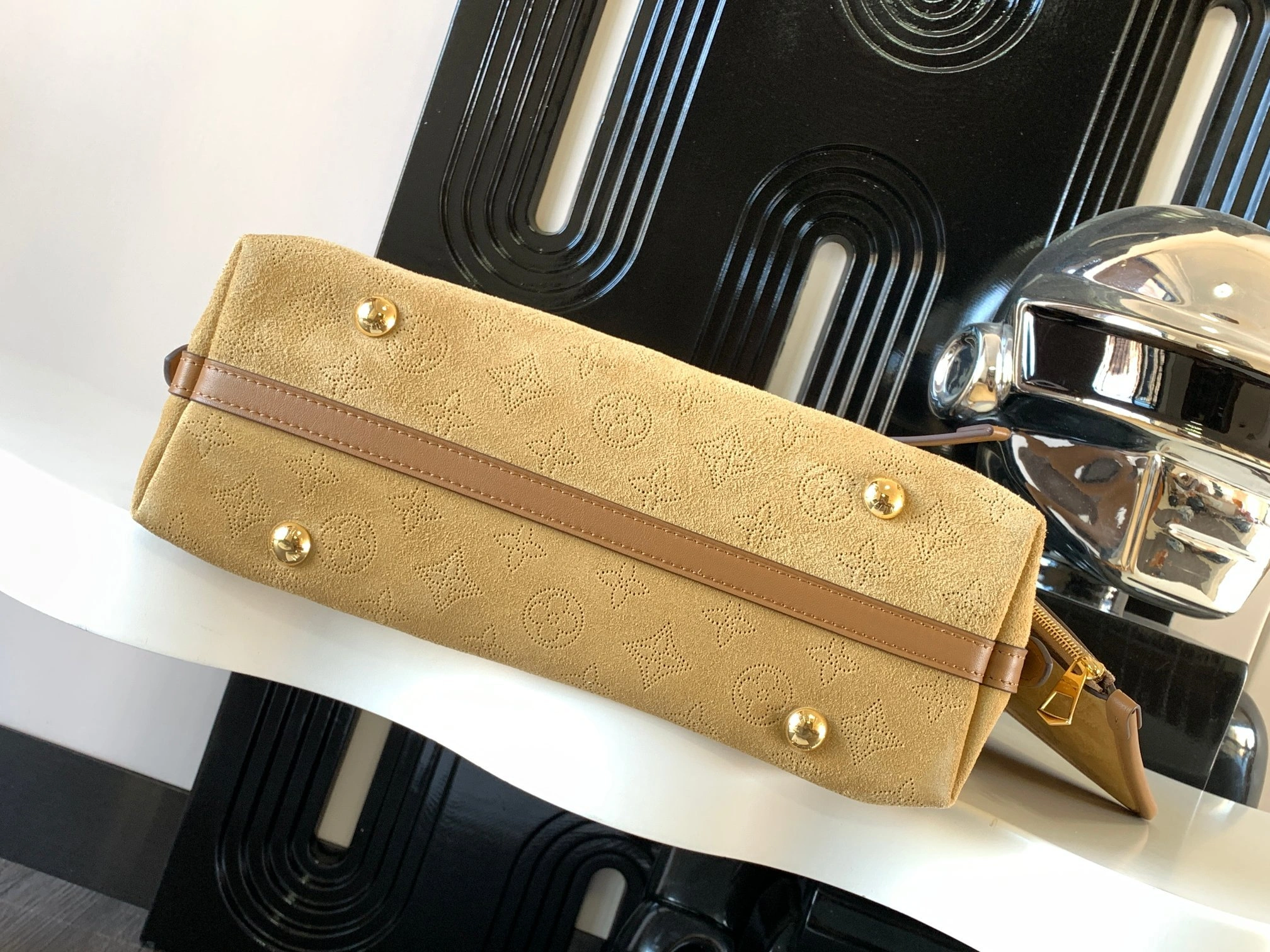 MOMO-- 8V M11843 high quality version item:E-B225C0546