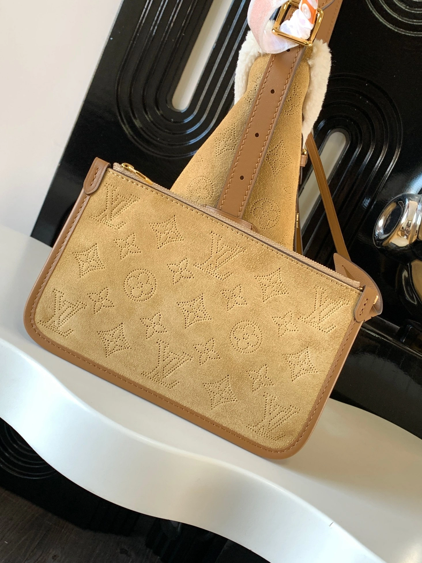 MOMO-- 8V M11843 high quality version item:E-B225C0546