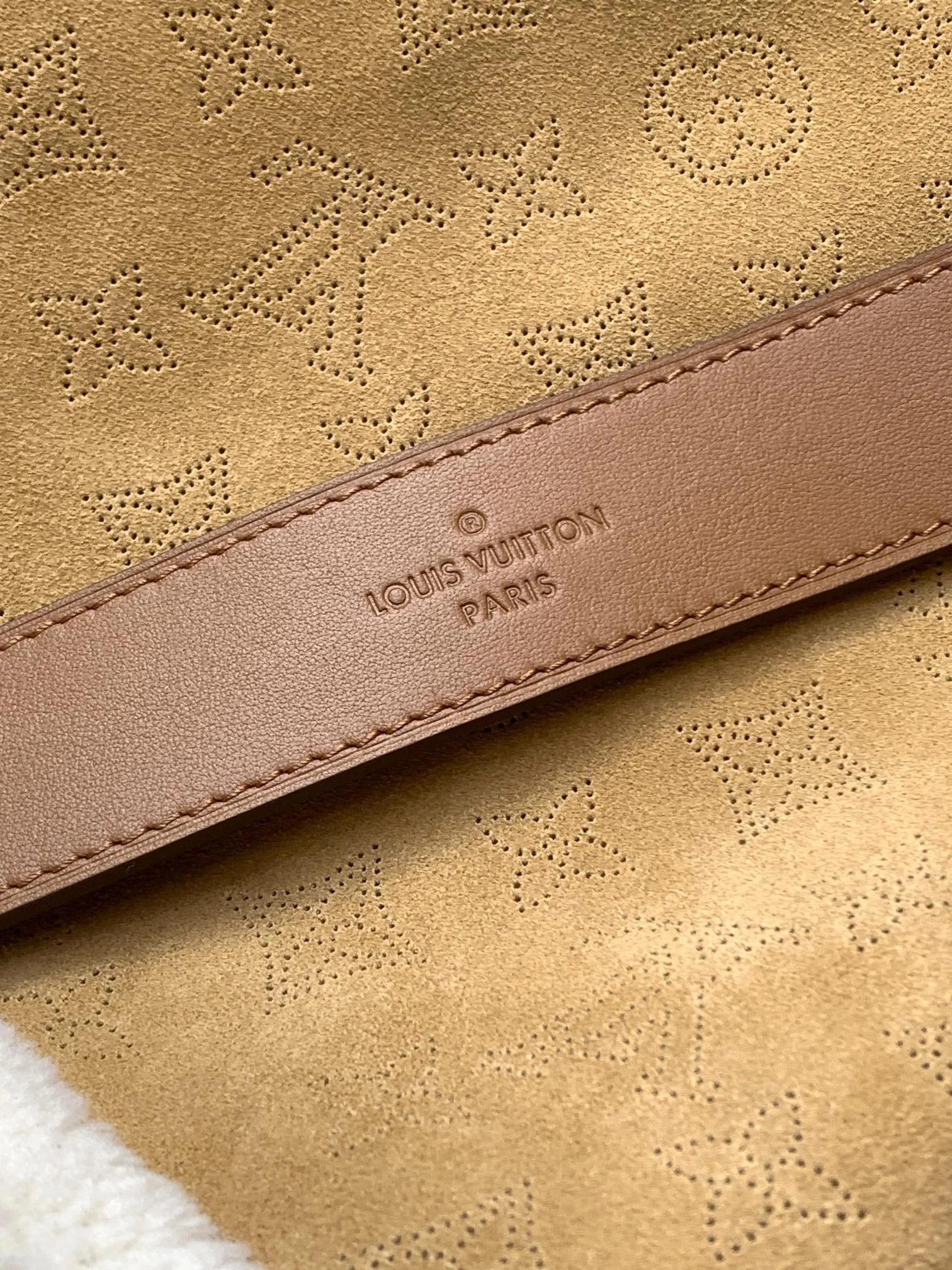 MOMO-- 8V M11843 high quality version item:E-B225C0546