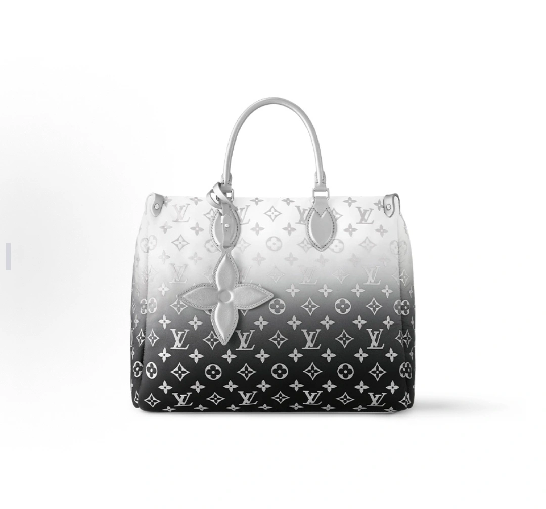 MOMO-- 8V M11847 high quality version OnTheGo Snow cowhide item:E-B000C0597