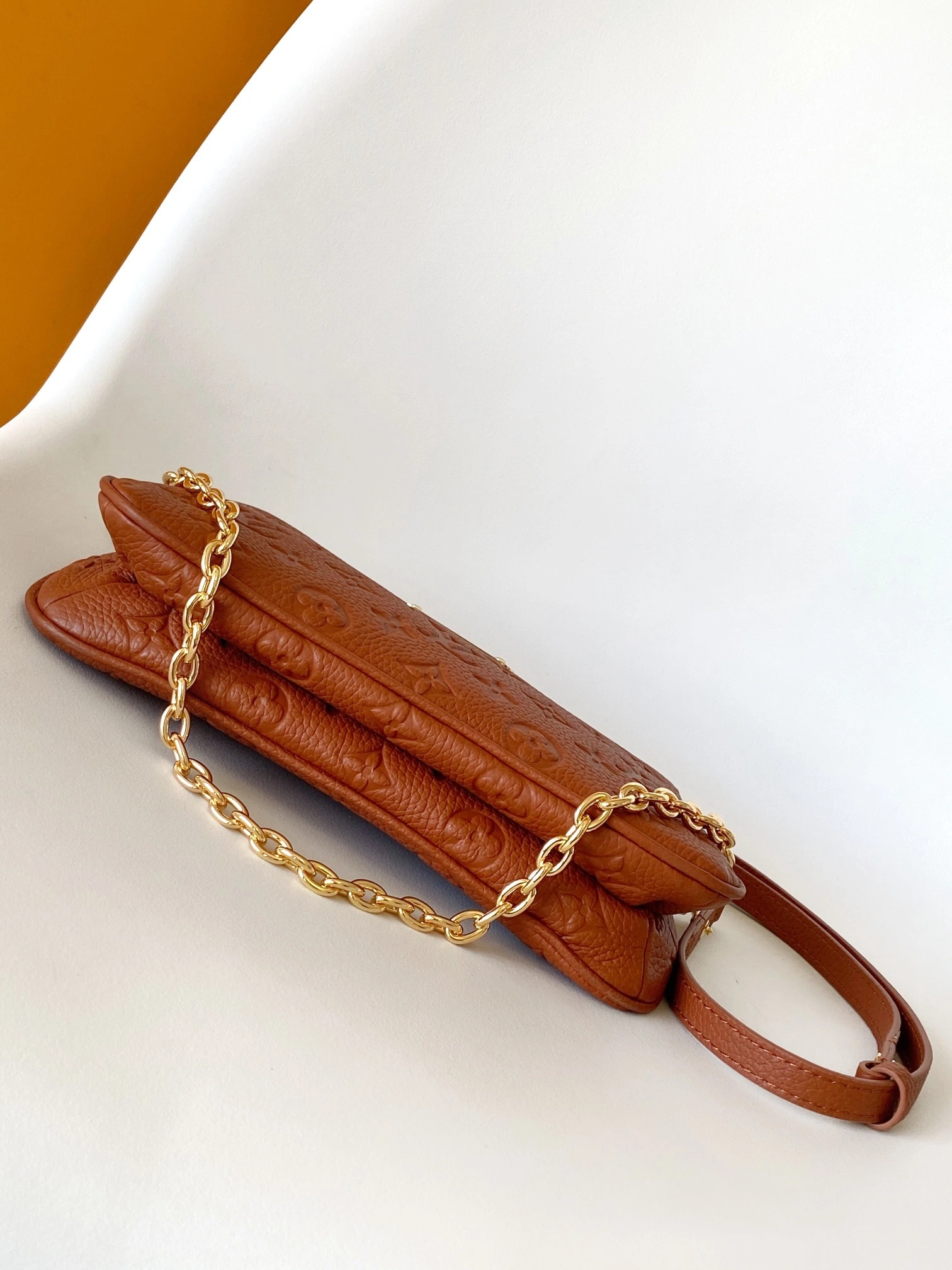 MOMO-- 8V M11916 high quality version cowhide item:F-B000A1432