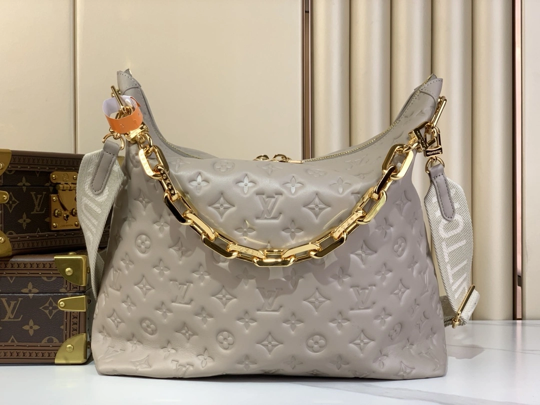 MOMO-- 8V M12071 high quality version Coussin Hobo MM item:E-B000C0208
