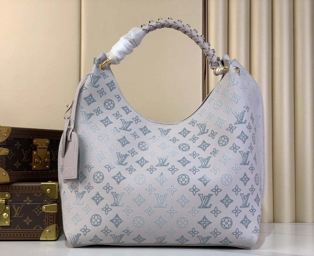 MOMO-- 8V M12093 high quality version Calfskin item:E-B000C0218