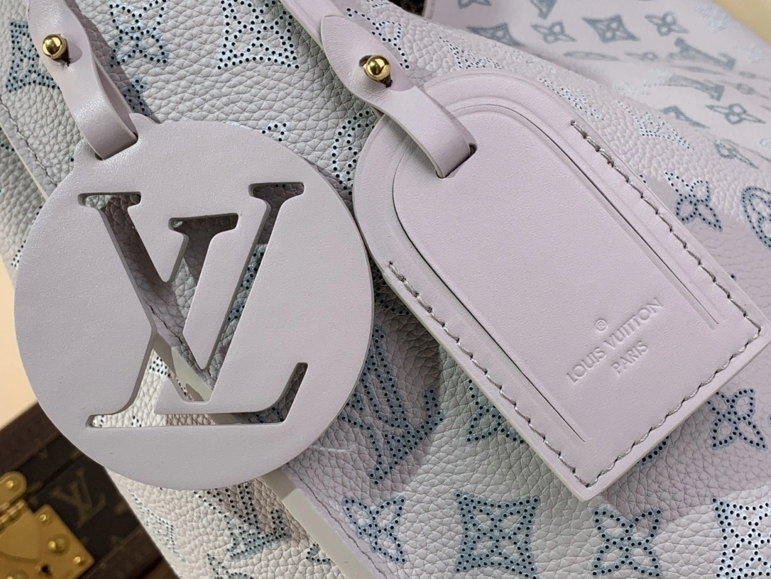 MOMO-- 8V M12093 high quality version Calfskin item:E-B000C0218