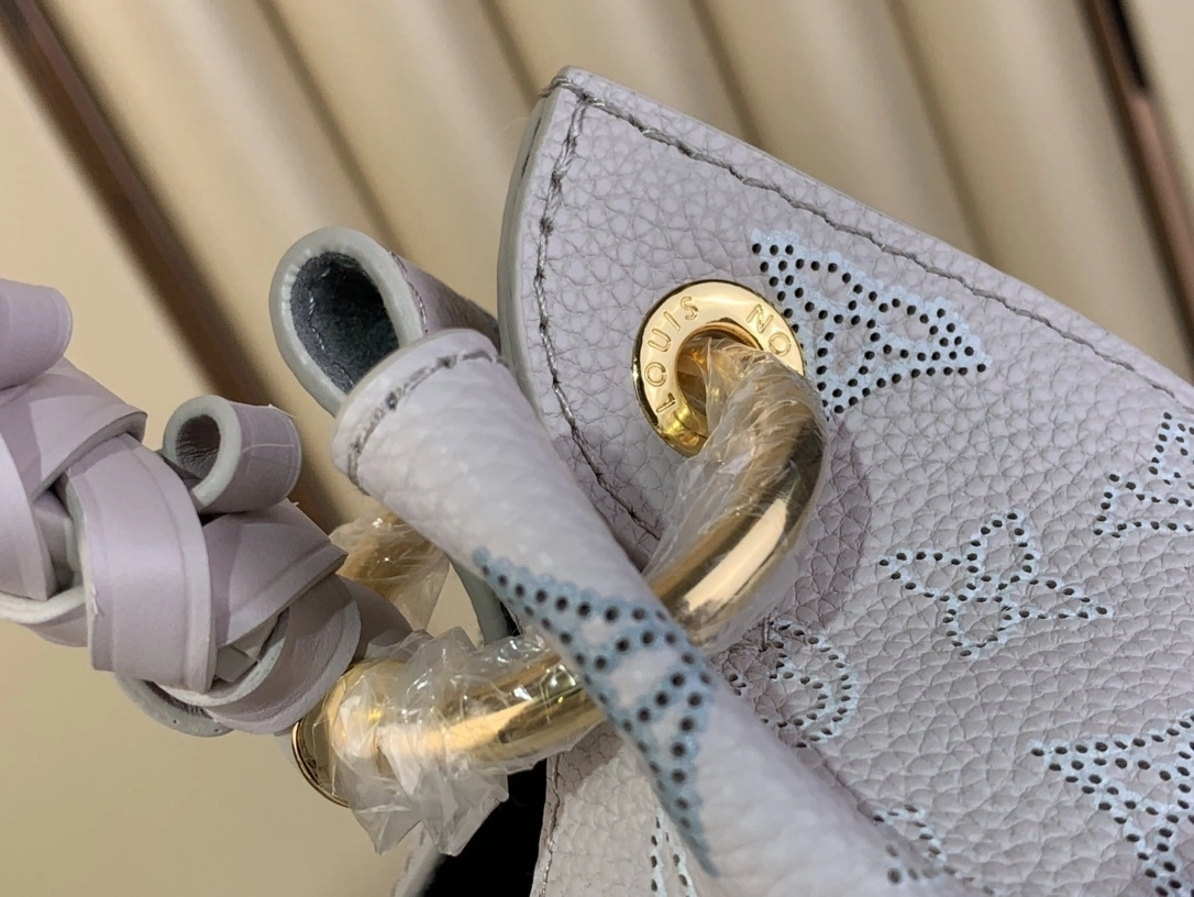 MOMO-- 8V M12093 high quality version Calfskin item:E-B000C0218