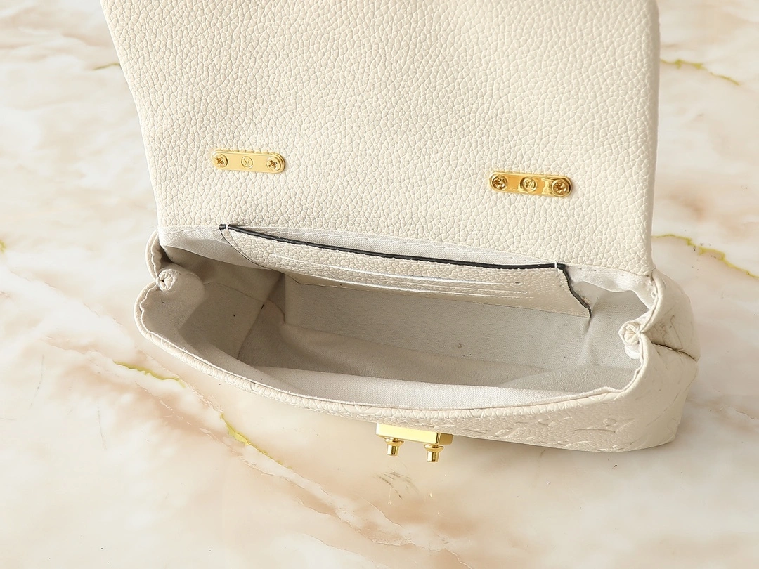 MOMO-- 8V M12145 high quality version Nano Madeleine item:E-B000K0701H