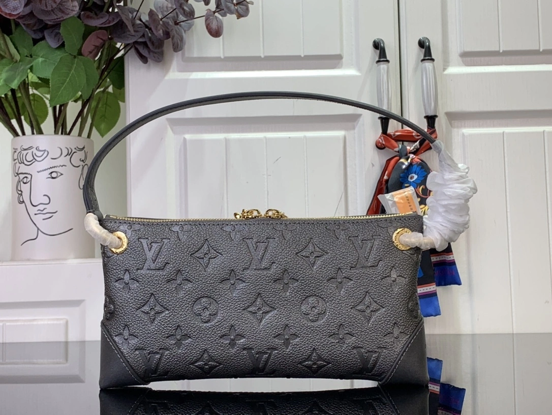 MOMO-- 8V M12174 high quality version Pochette Sèvres Ski item:E-B063C0229