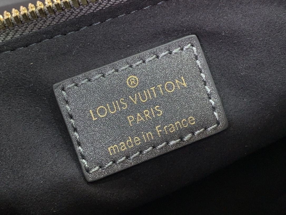 MOMO-- 8V M12174 high quality version Pochette Sèvres Ski item:E-B063C0229