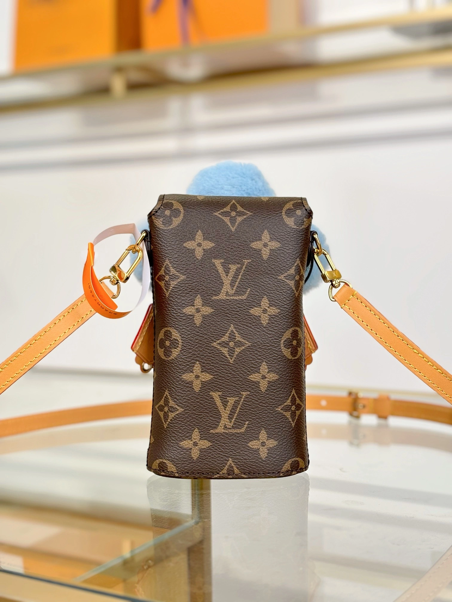 MOMO-- 8V M12269 high quality version VIVIENNE item:E-B000B2117