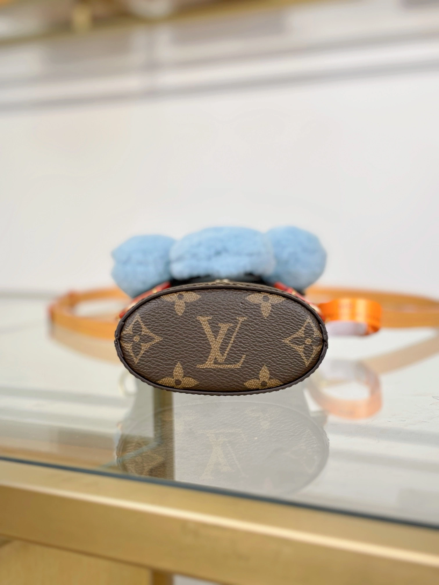 MOMO-- 8V M12269 high quality version VIVIENNE item:E-B000B2117