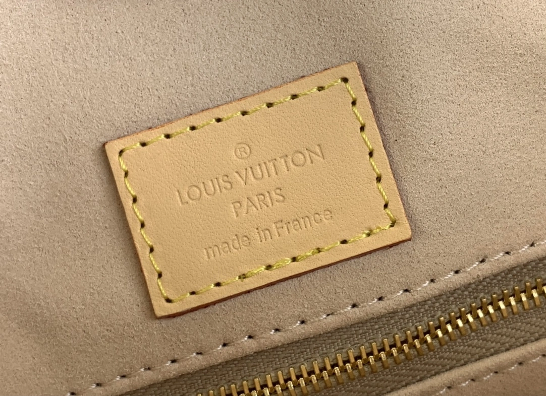 MOMO-- 8V M12415 high quality version OnTheGo MM item:D-B000J0831