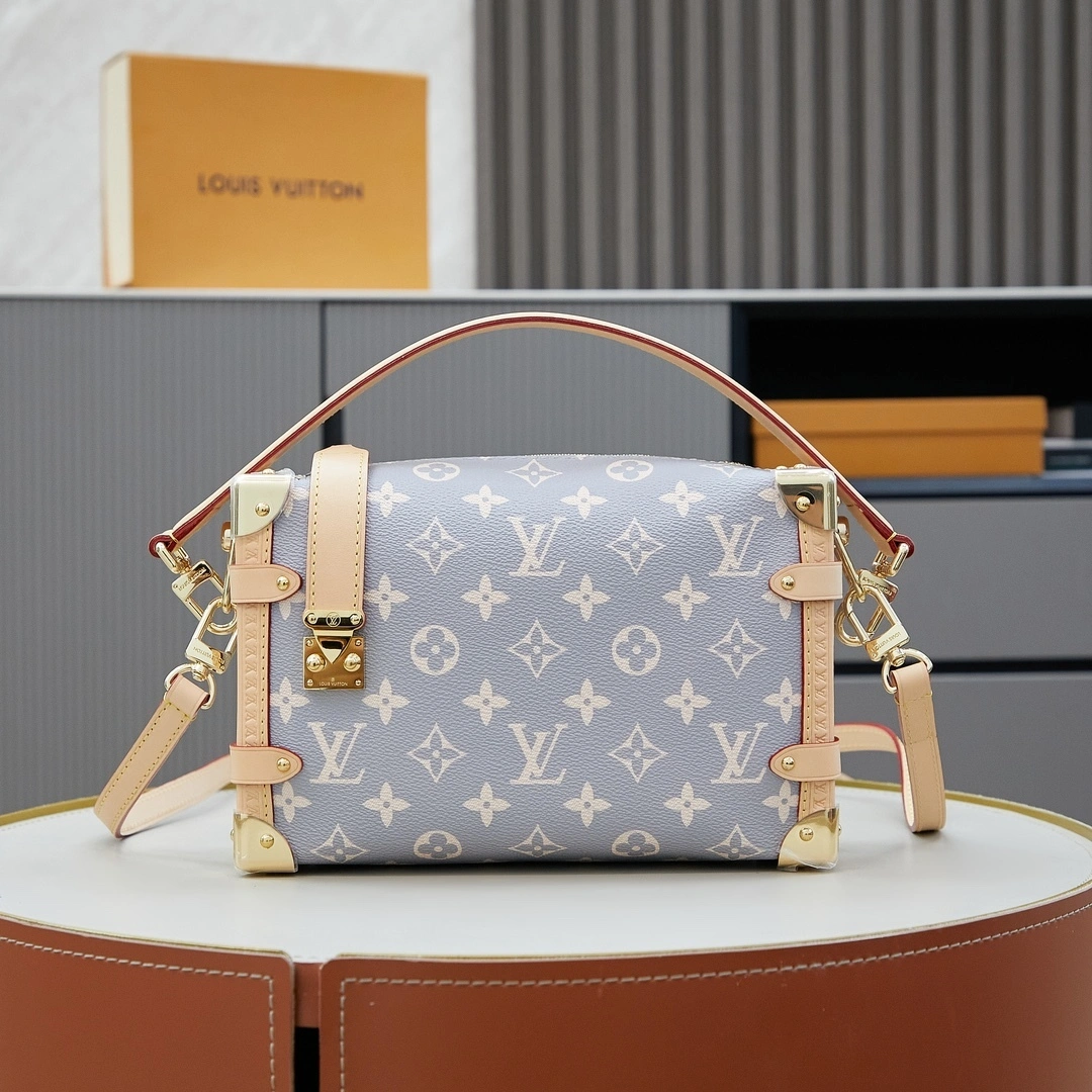 MOMO-- 8V M12428 high quality version Trunk cowhide item:E-B000C0223