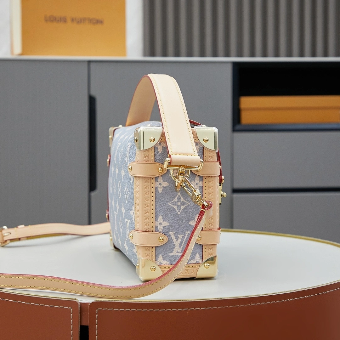 MOMO-- 8V M12428 high quality version Trunk cowhide item:E-B000C0223
