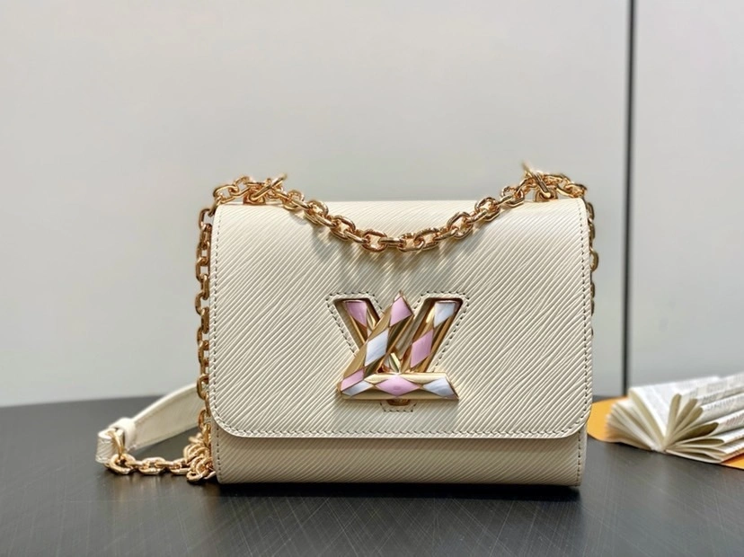 MOMO-- 8V M12507 high quality version Twist item:E-B000K1831