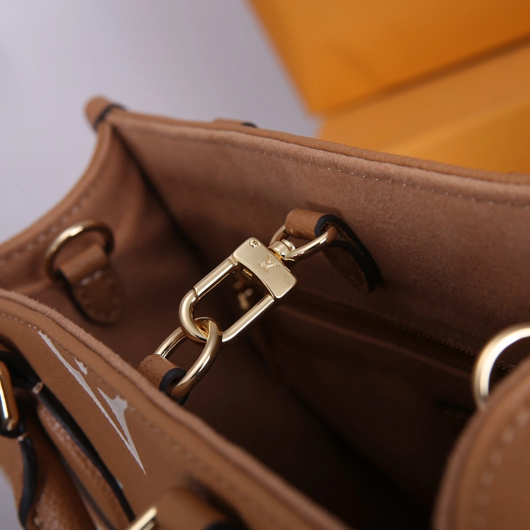 MOMO-- 8V M12513 high quality version OnTheGo item:D-B000J0885