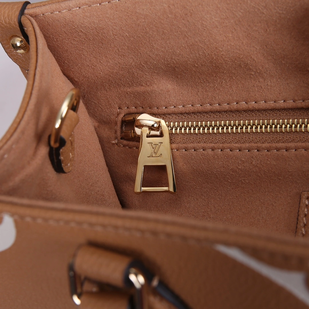 MOMO-- 8V M12513 high quality version OnTheGo item:D-B000J0885