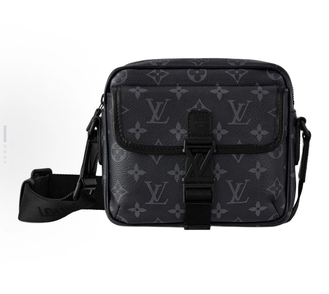 MOMO-- 8V M12518 high quality version Getaway item:E-B000H2763